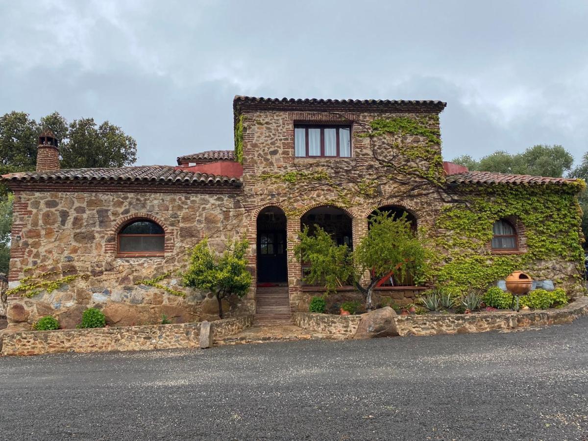 Almendral Casas Rurales Monasterio De Rocamador المظهر الخارجي الصورة